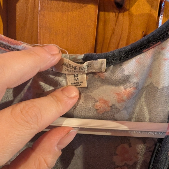 Set Of Two Floral and Pink Tank Tops - Picture 4 of 7